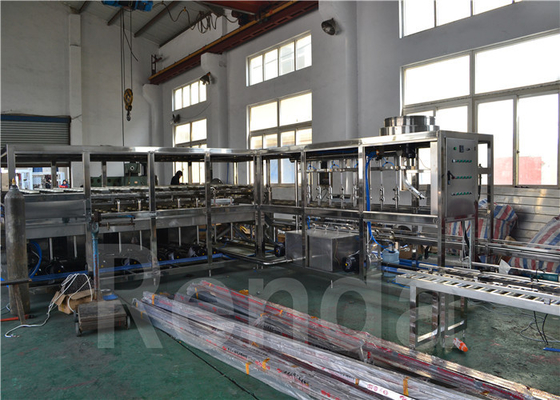 Máquina de rellenar automatizada/5 galones del barril del agua de embotellado eléctrico de la máquina conducido